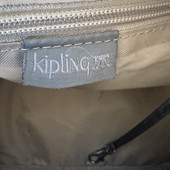 Kipling EUC Defea shoulder bag/crossbody - Picture 8 of 8